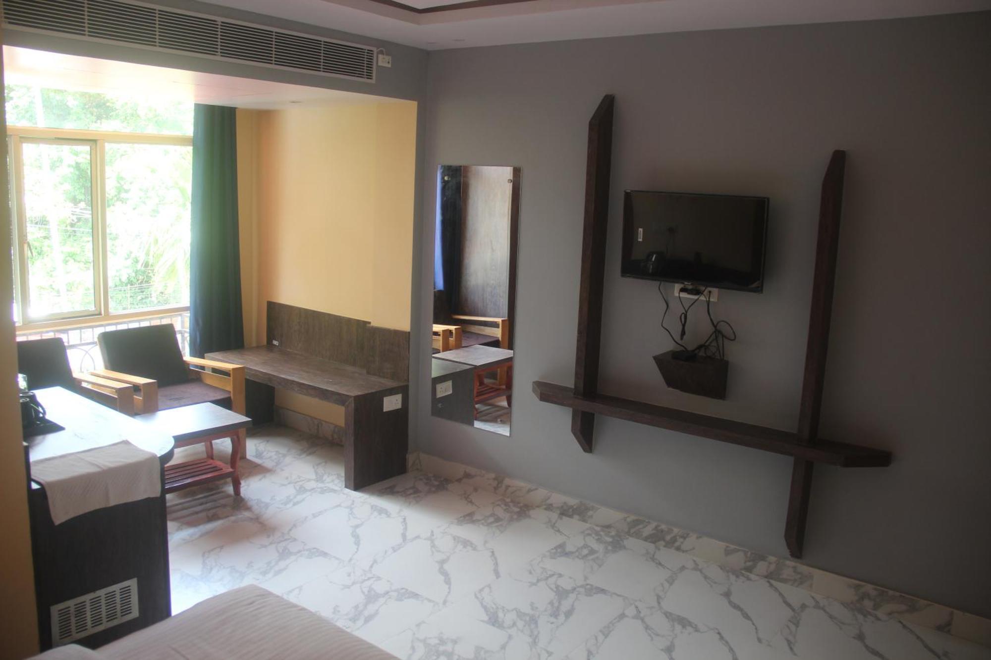 Hotel Serene Palace Port Blair Esterno foto
