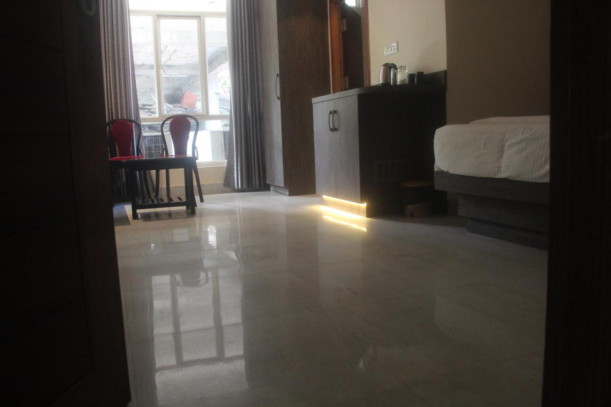 Hotel Serene Palace Port Blair Esterno foto