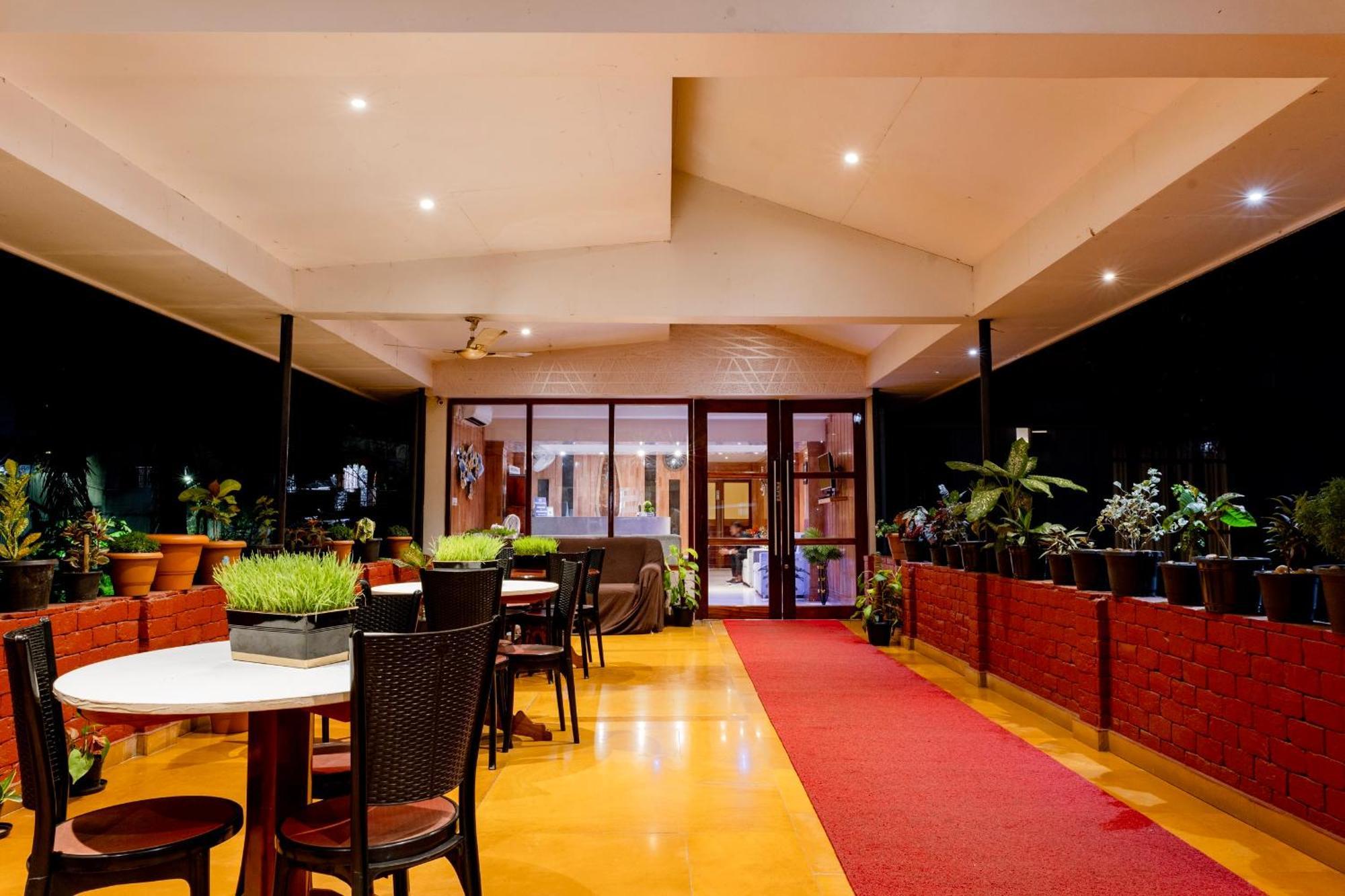 Hotel Serene Palace Port Blair Esterno foto