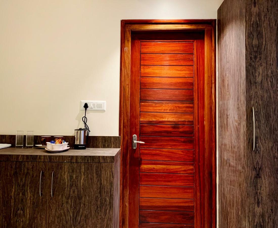 Hotel Serene Palace Port Blair Esterno foto