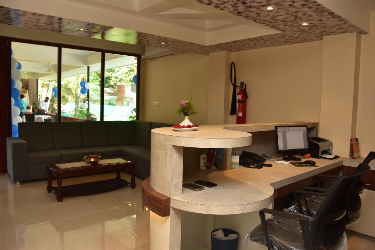 Hotel Serene Palace Port Blair Esterno foto