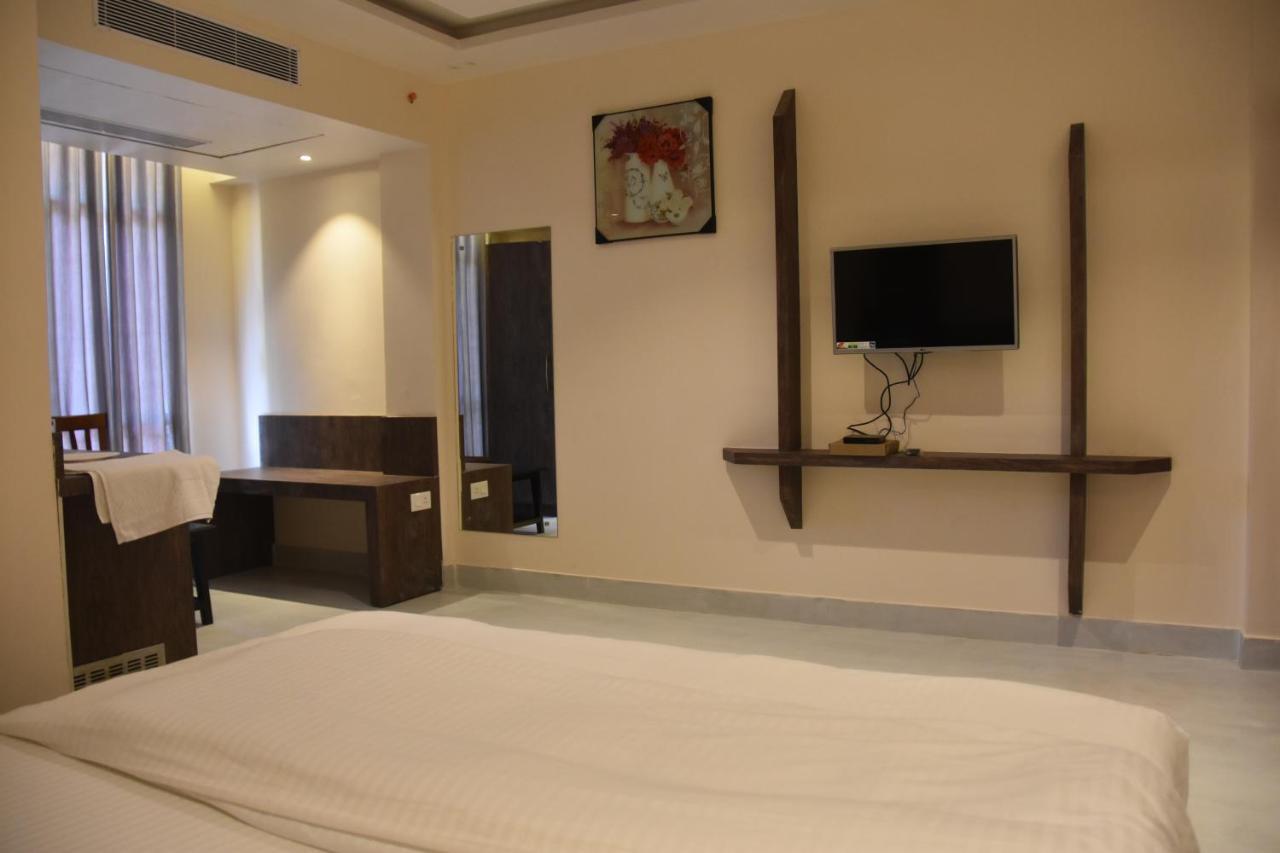 Hotel Serene Palace Port Blair Esterno foto